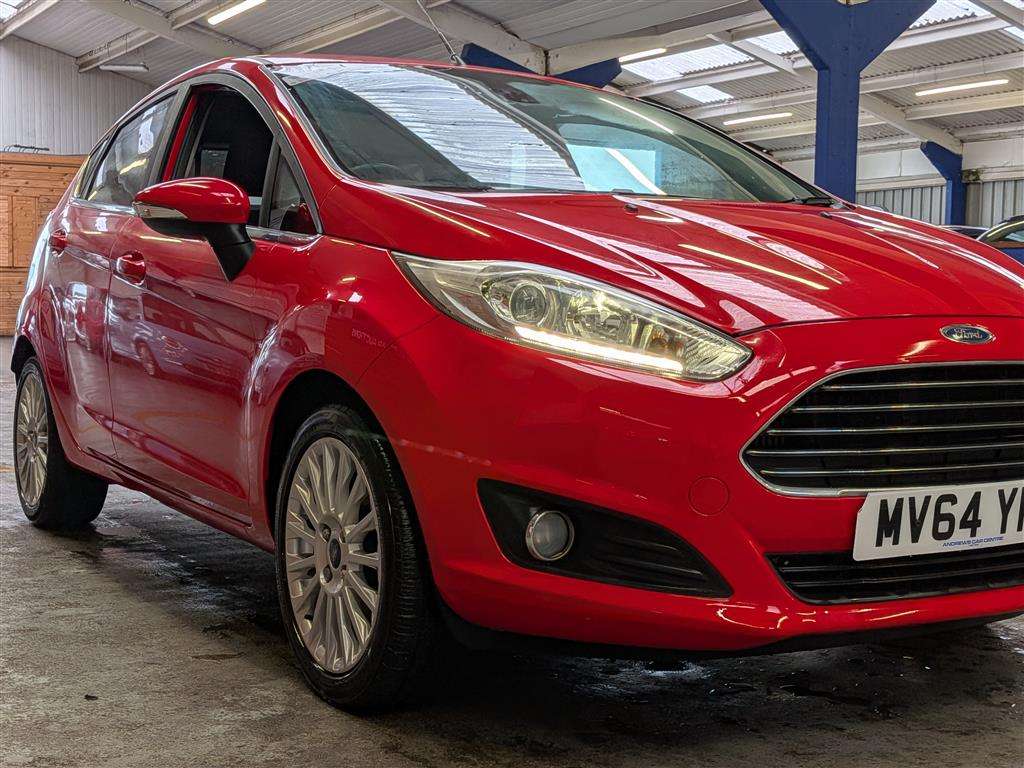 <p>2014 FORD FIESTA TITANIUM</p>