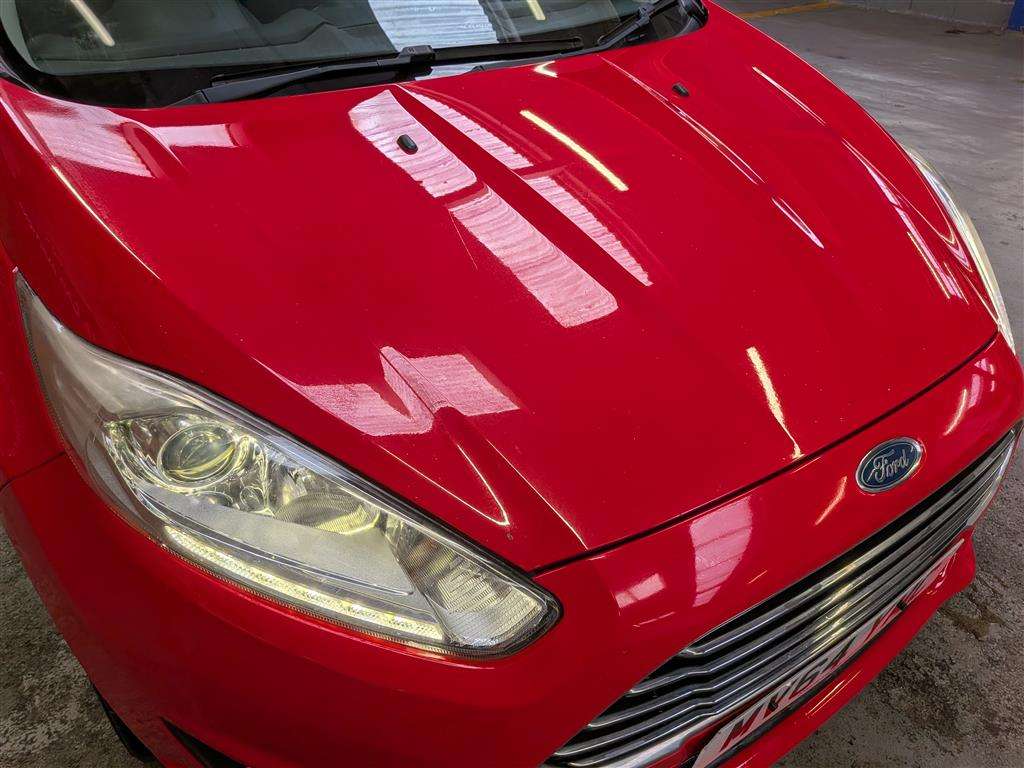<p>2014 FORD FIESTA TITANIUM</p>