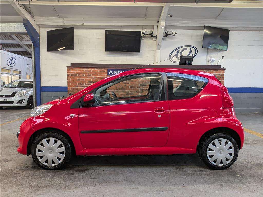 <p>2008 PEUGEOT 107 URBAN</p>