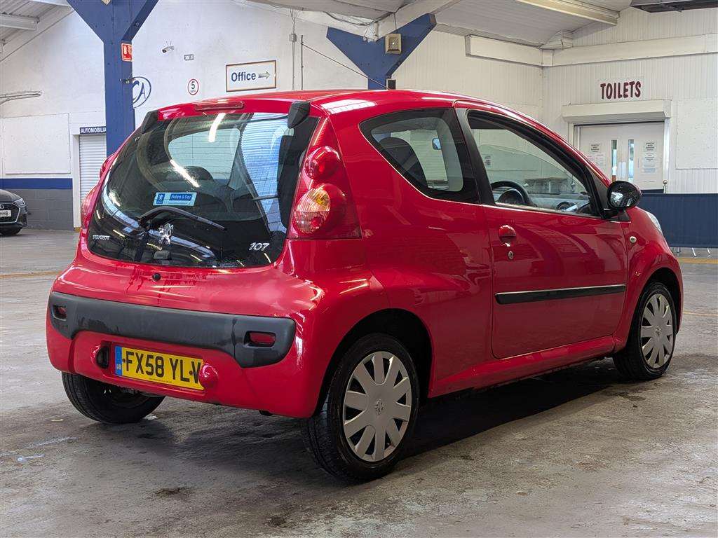 <p>2008 PEUGEOT 107 URBAN</p>