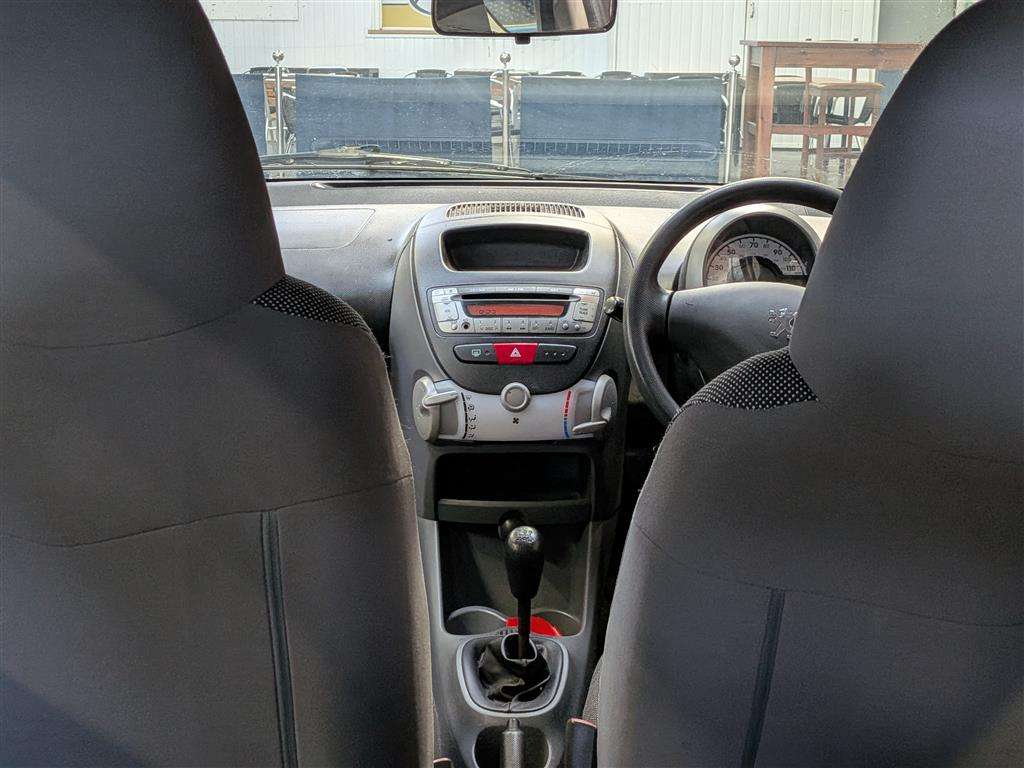 <p>2008 PEUGEOT 107 URBAN</p>