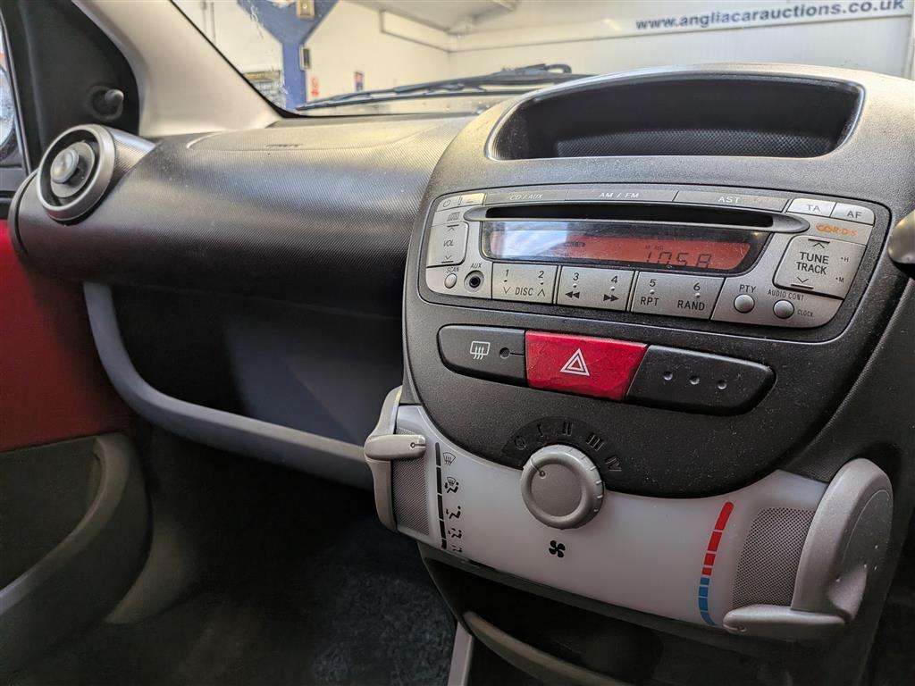 <p>2008 PEUGEOT 107 URBAN</p>