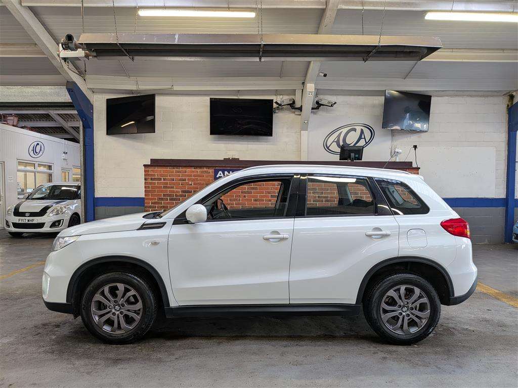 <p>2017 SUZUKI VITARA SZ4</p>