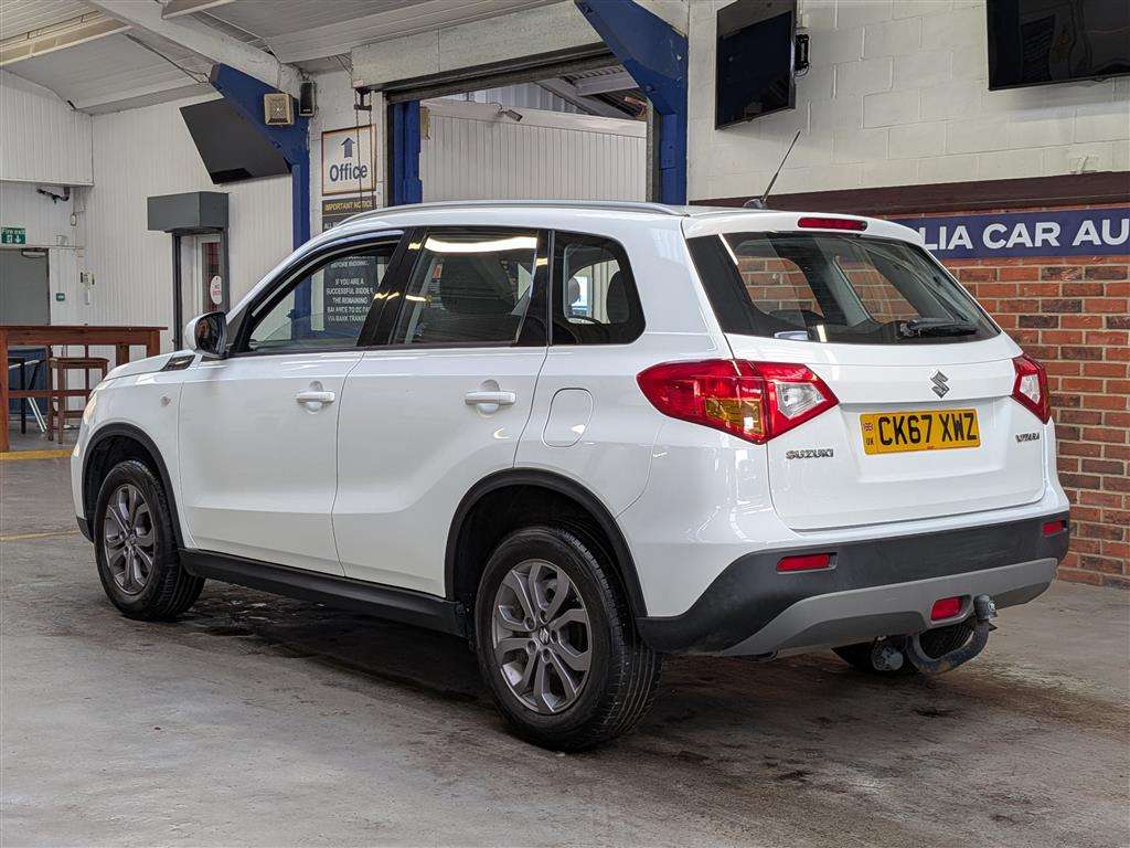 <p>2017 SUZUKI VITARA SZ4</p>