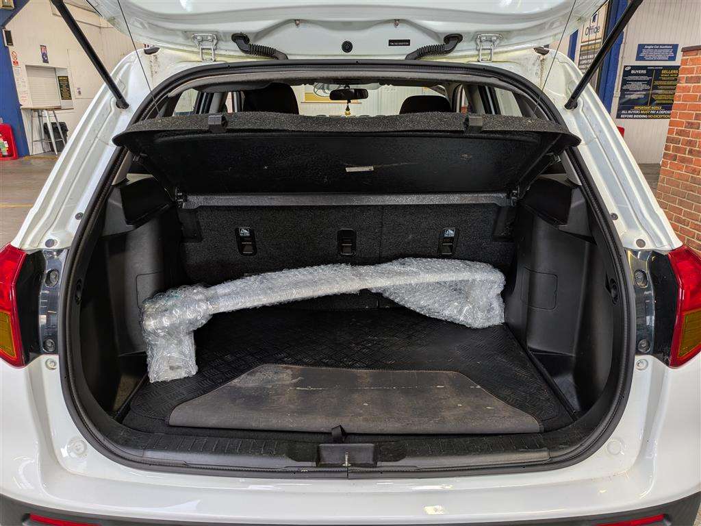 <p>2017 SUZUKI VITARA SZ4</p>