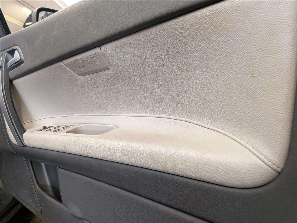 <p>2009 VOLVO C70 SPORT PREMIUM D</p>