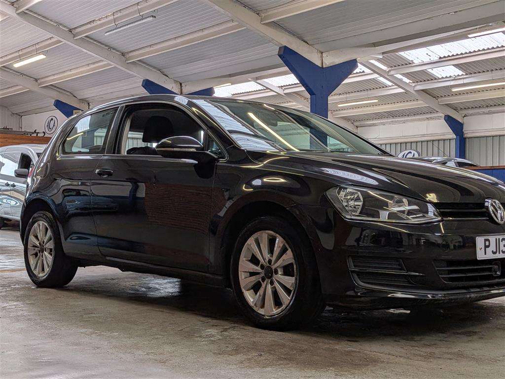 <p>2013 VOLKSWAGEN GOLF SE BLUEMOTION TECH T</p>