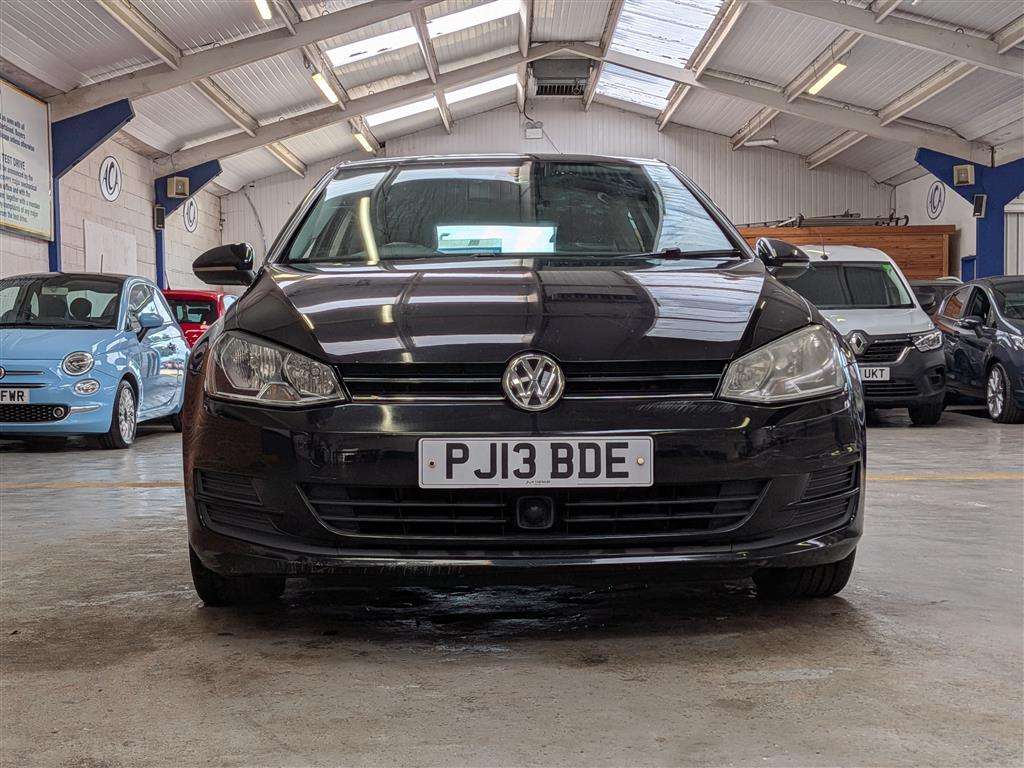 <p>2013 VOLKSWAGEN GOLF SE BLUEMOTION TECH T</p>