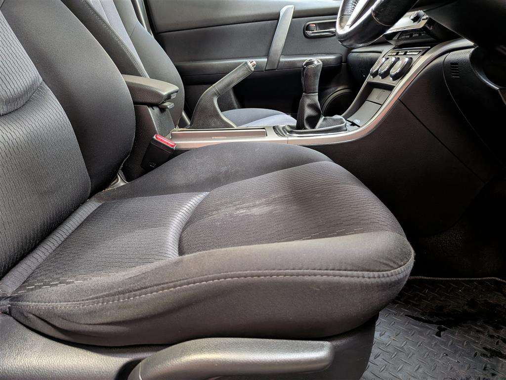 <p>2010 MAZDA 6 TS2 D</p>