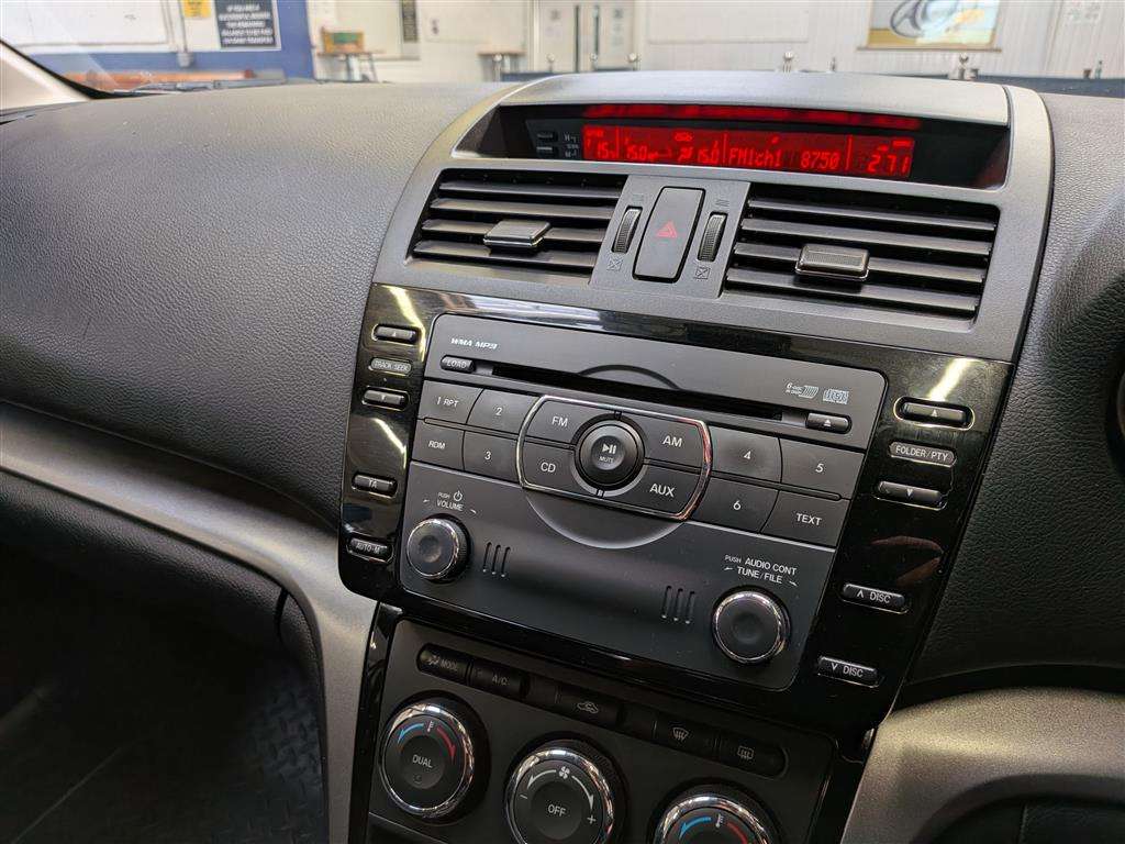 <p>2010 MAZDA 6 TS2 D</p>