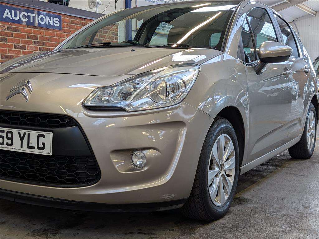 <p>2010 CITROEN C3 VTR+</p>