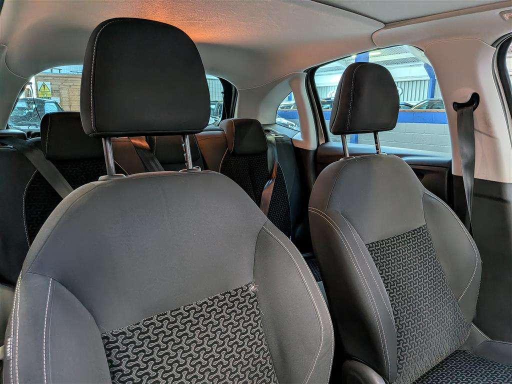 <p>2010 CITROEN C3 VTR+</p>