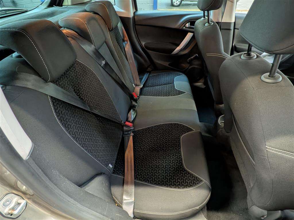 <p>2010 CITROEN C3 VTR+</p>
