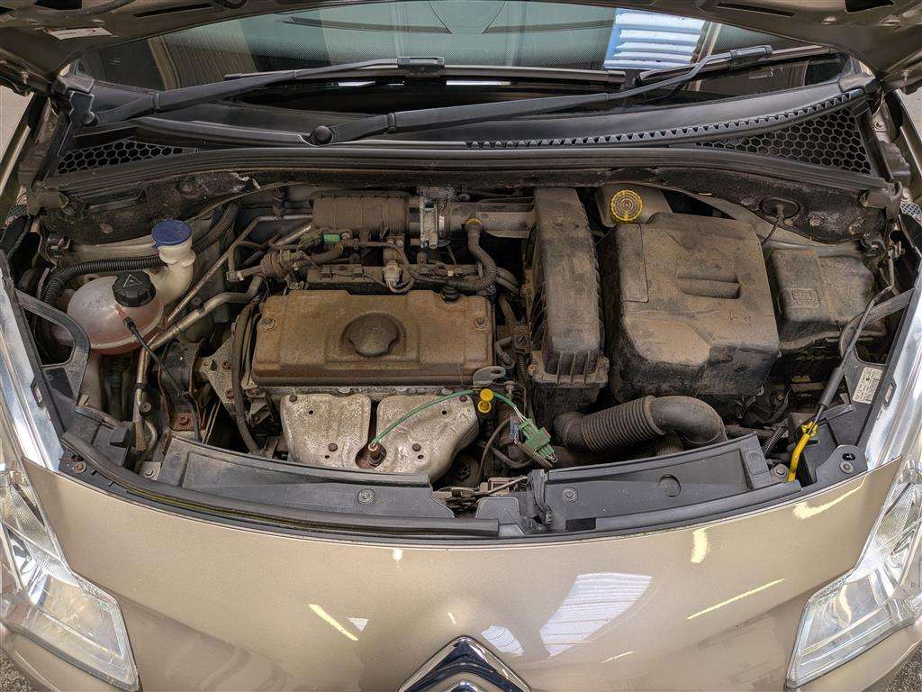 <p>2010 CITROEN C3 VTR+</p>