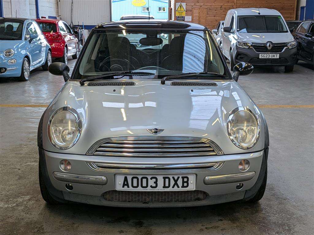 <p>2003 MINI MINI COOPER</p>