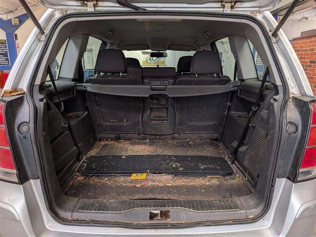 <p>2007 VAUXHALL ZAFIRA CLUB</p>