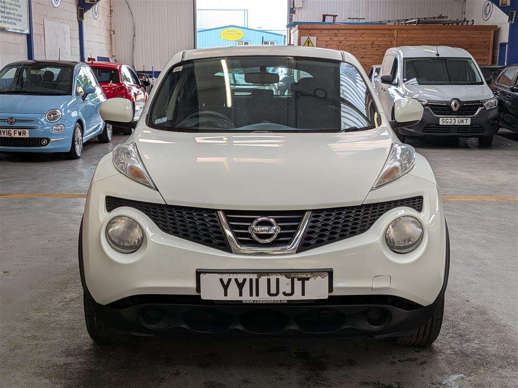 <p>2011 NISSAN JUKE VISIA</p>