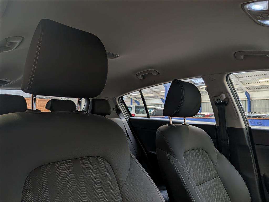 <p>2016 KIA SPORTAGE 1</p>