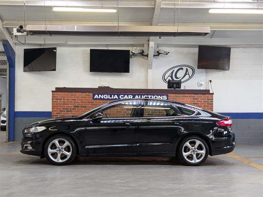 <p>2017 FORD MONDEO TITANIUM TDCI</p>