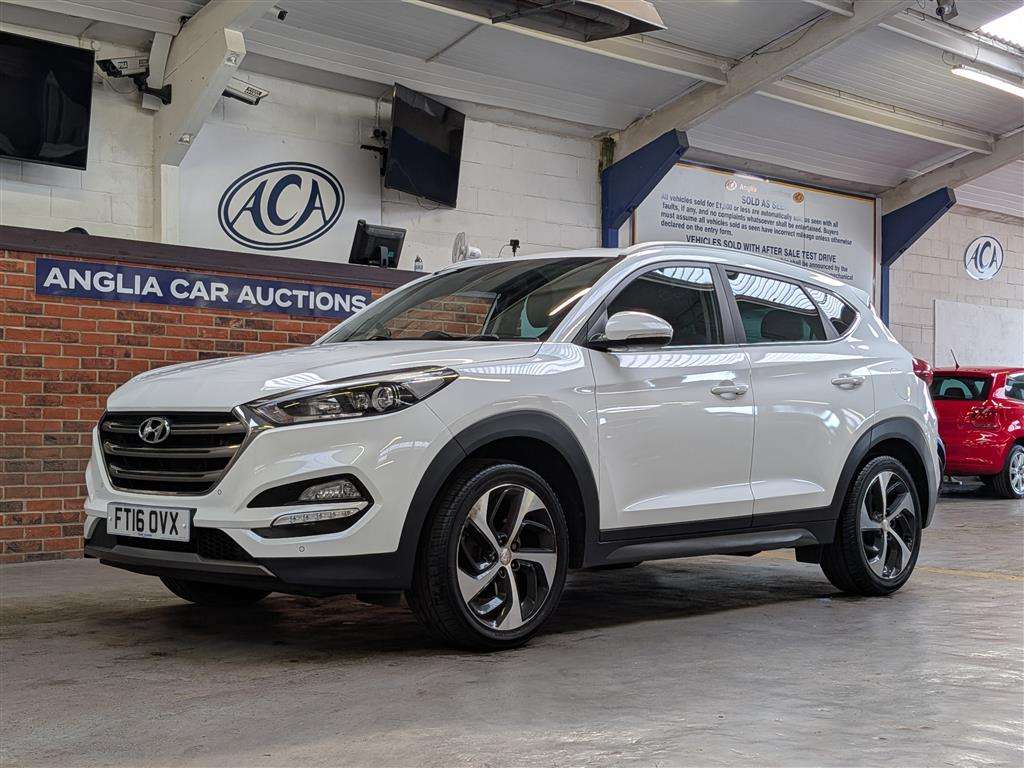 <p>2016 HYUNDAI TUCSON PREM B-DRIVE 2WD C</p>