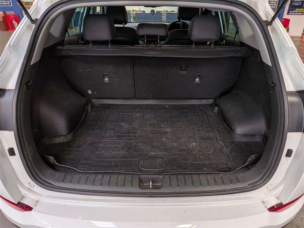 <p>2016 HYUNDAI TUCSON PREM B-DRIVE 2WD C</p>
