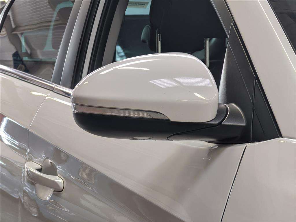 <p>2016 HYUNDAI TUCSON PREM B-DRIVE 2WD C</p>