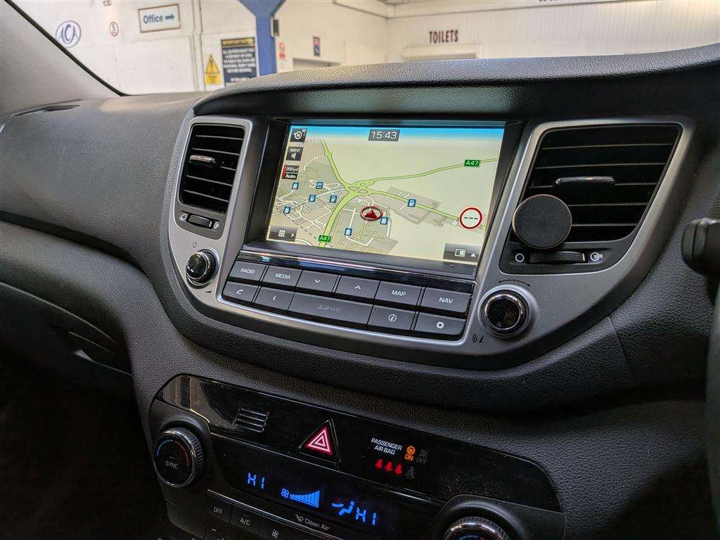 <p>2016 HYUNDAI TUCSON PREM B-DRIVE 2WD C</p>