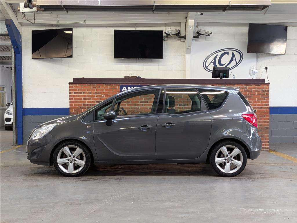 <p>2012 VAUXHALL MERIVA EXCLUSIV AC</p>