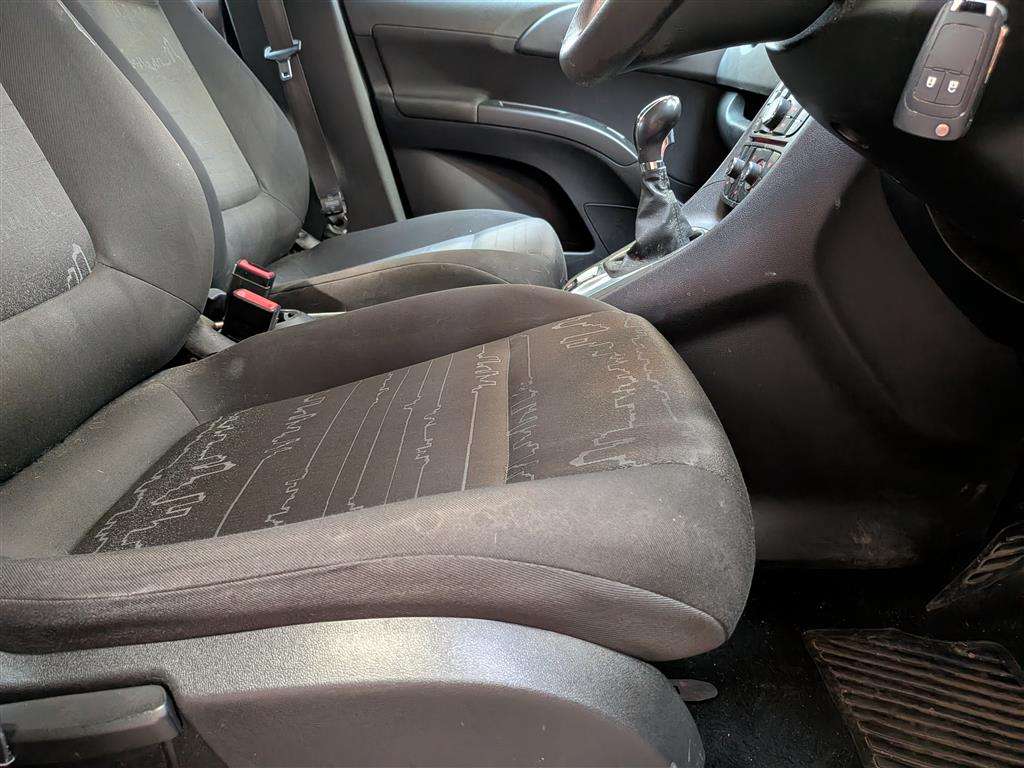 <p>2012 VAUXHALL MERIVA EXCLUSIV AC</p>