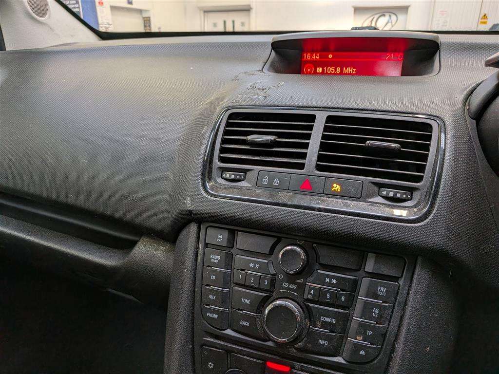 <p>2012 VAUXHALL MERIVA EXCLUSIV AC</p>