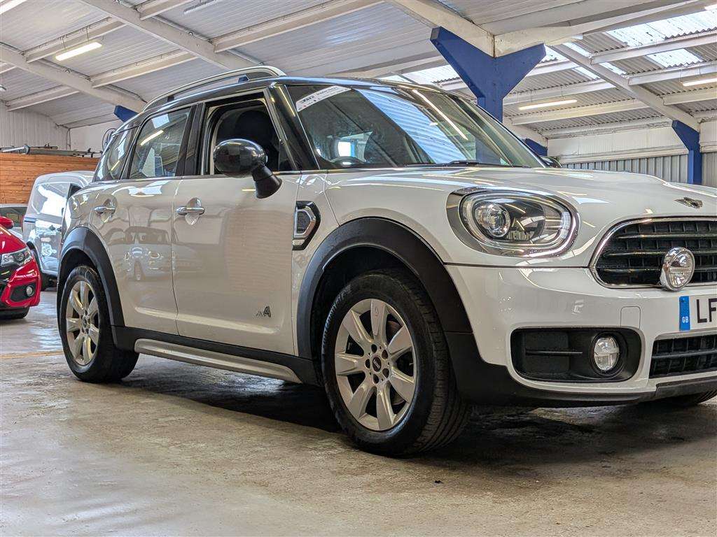 <p>2018 MINI COUNTRYMAN COOPER ALL4 AU</p>