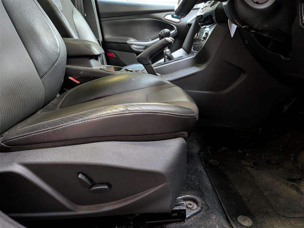 <p>2013 FORD FOCUS TITANIUM X TDCI</p>