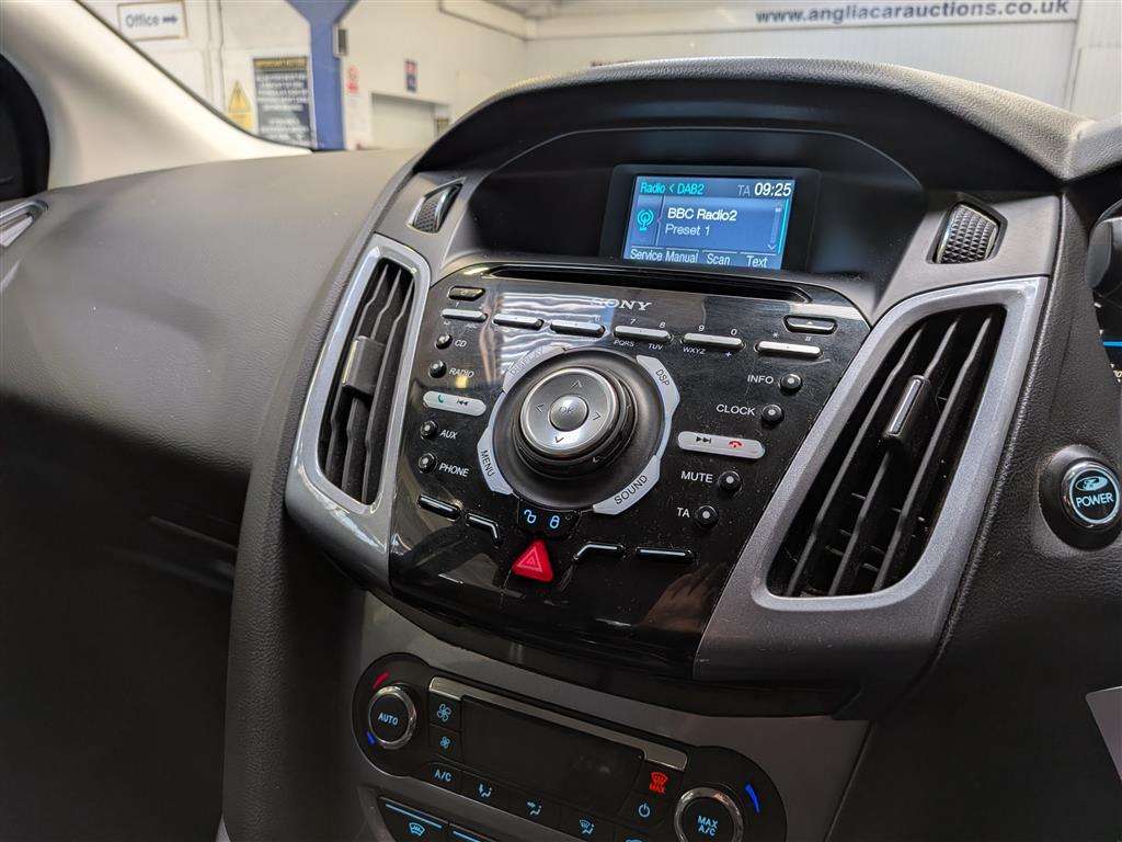 <p>2013 FORD FOCUS TITANIUM X TDCI</p>