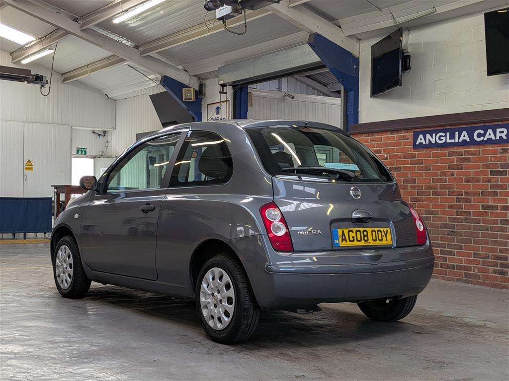 <p>2008 NISSAN MICRA VISIA</p>
