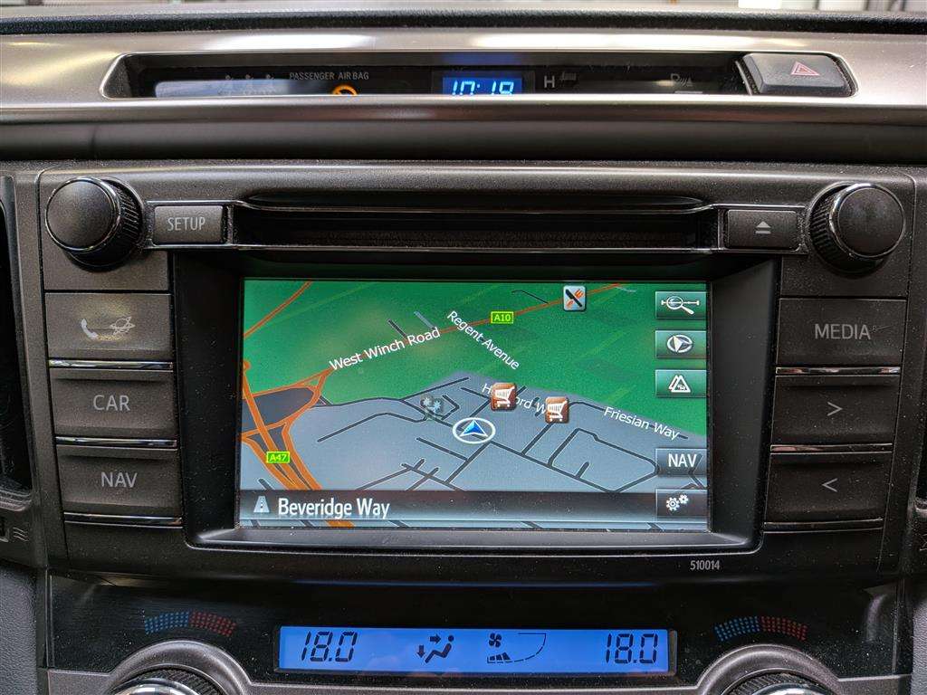<p>2014 TOYOTA RAV4 INVINCIBLE D-4D 4X2</p>