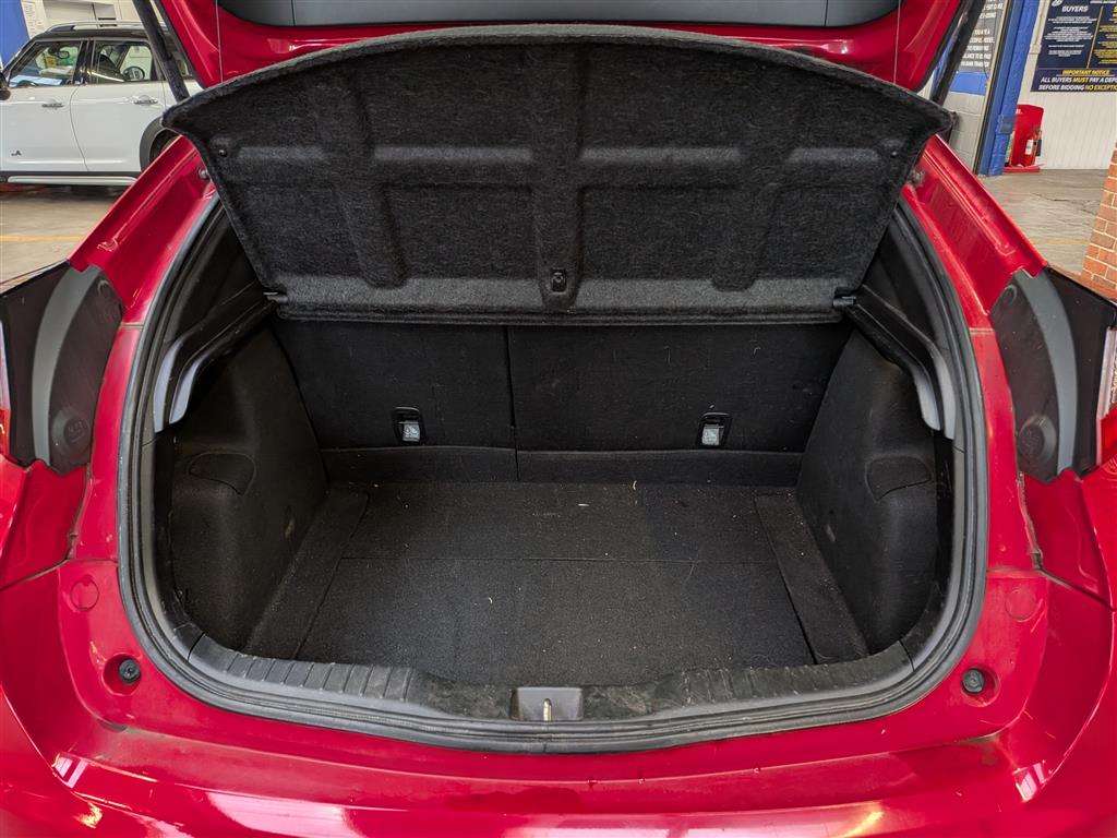 <p>2016 HONDA CIVIC I-VTEC SPORT</p>
