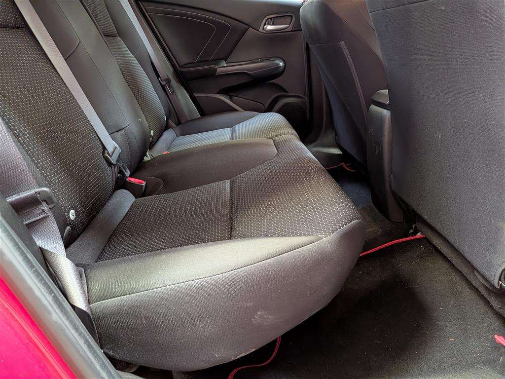 <p>2016 HONDA CIVIC I-VTEC SPORT</p>