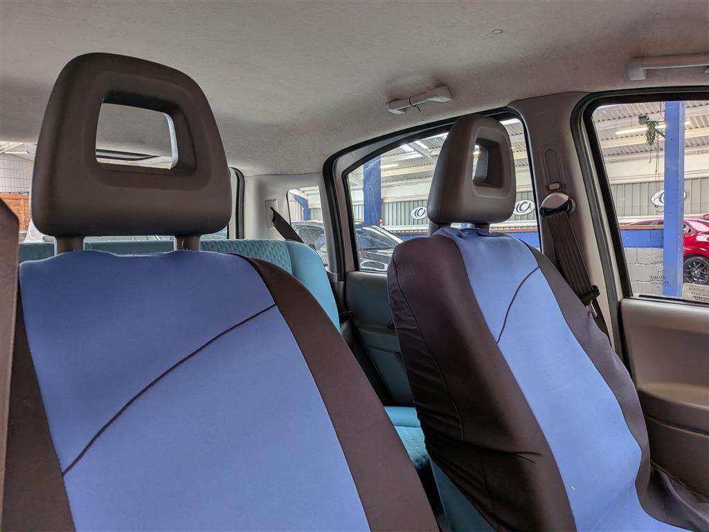 <p>2004 FIAT PANDA DYNAMIC</p>