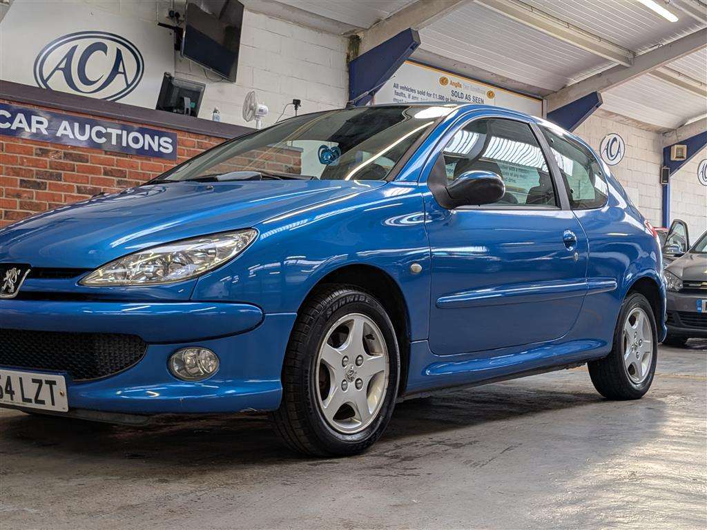 <p>2005 PEUGEOT 206 SPORT</p>
