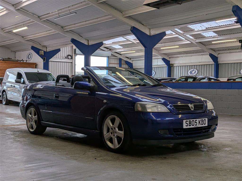 <p>2005 VAUXHALL ASTRA BERTONE EXCLUSIVE</p>
