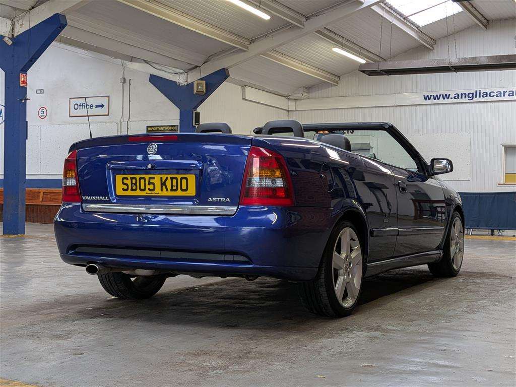 <p>2005 VAUXHALL ASTRA BERTONE EXCLUSIVE</p>