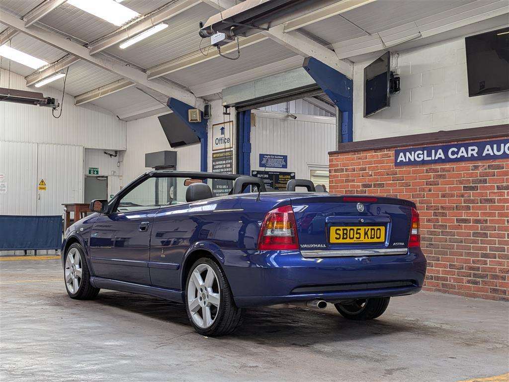 <p>2005 VAUXHALL ASTRA BERTONE EXCLUSIVE</p>