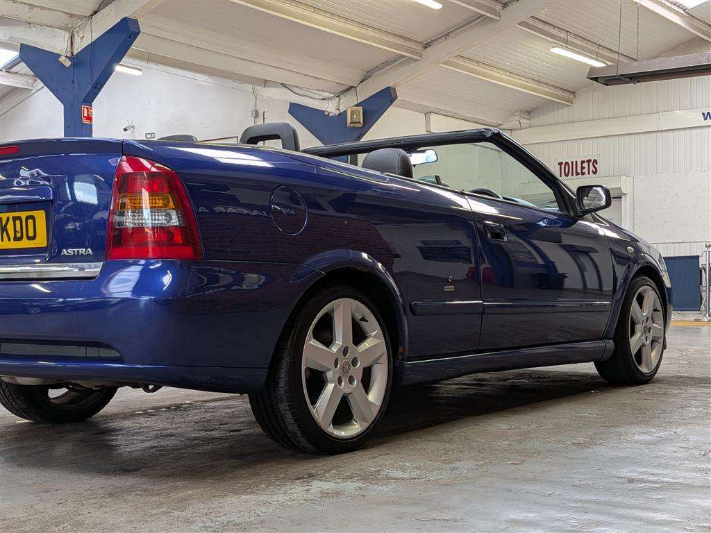 <p>2005 VAUXHALL ASTRA BERTONE EXCLUSIVE</p>