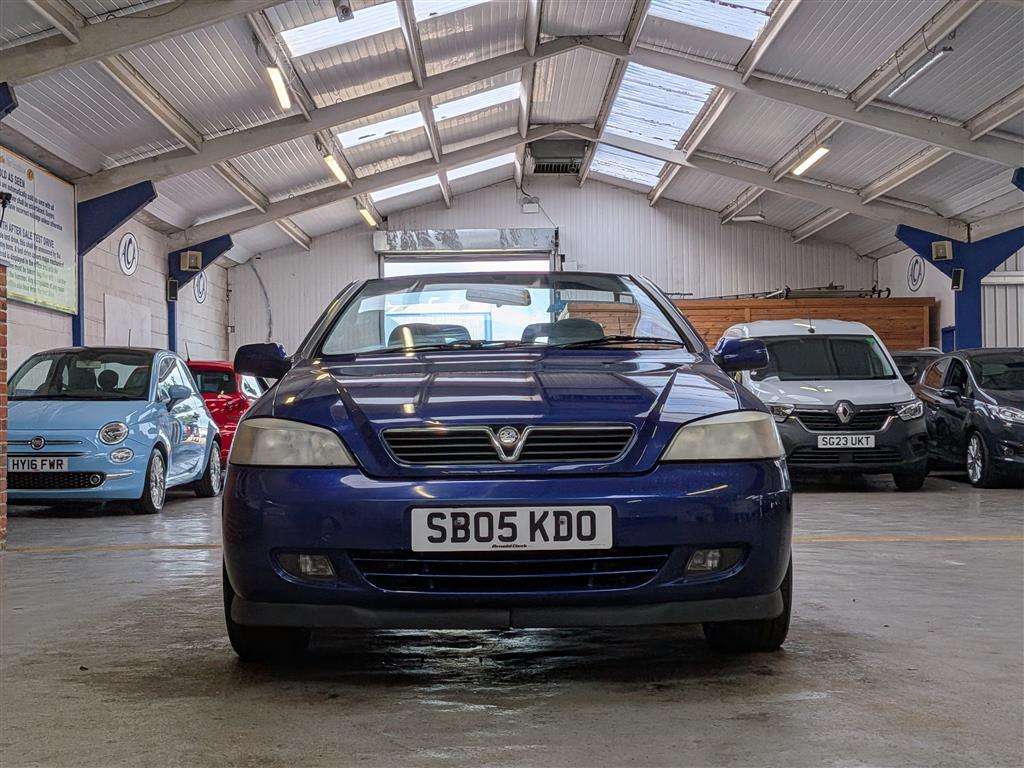 <p>2005 VAUXHALL ASTRA BERTONE EXCLUSIVE</p>