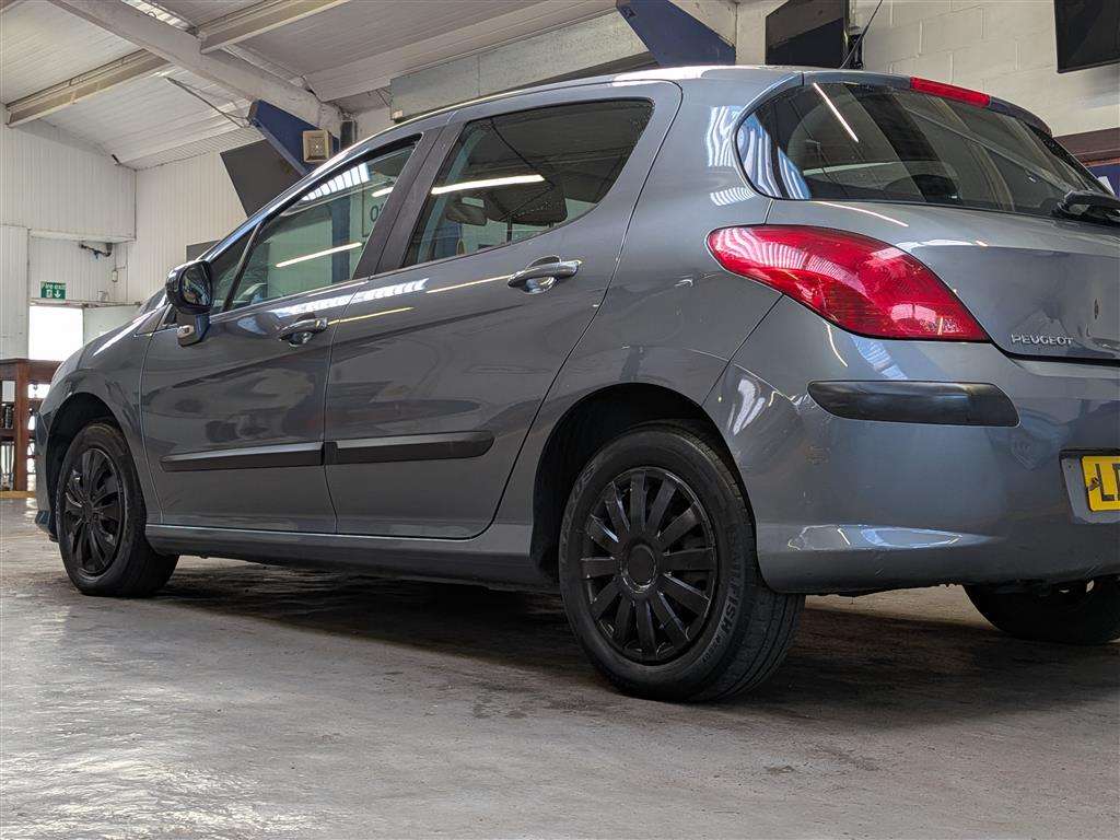 <p>2008 PEUGEOT 308 S AUTO</p>