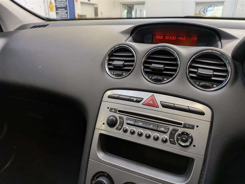 <p>2008 PEUGEOT 308 S AUTO</p>