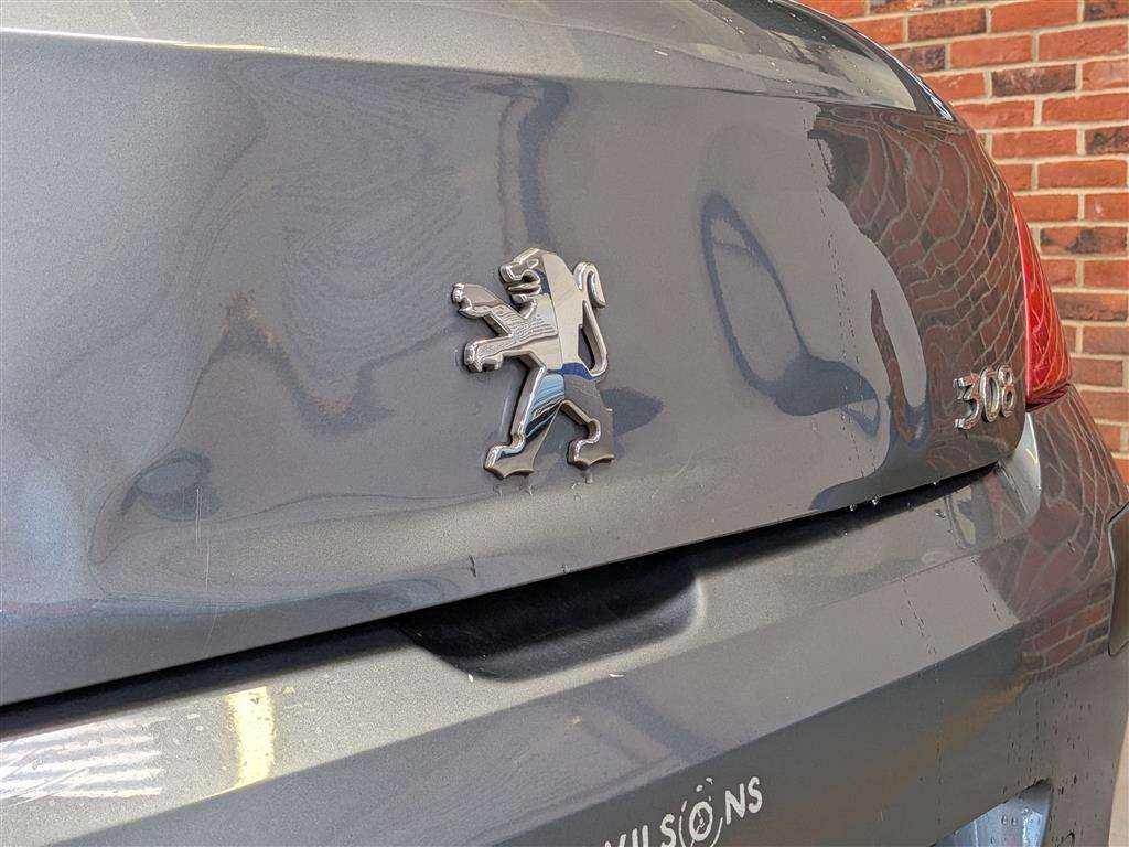 <p>2008 PEUGEOT 308 S AUTO</p>