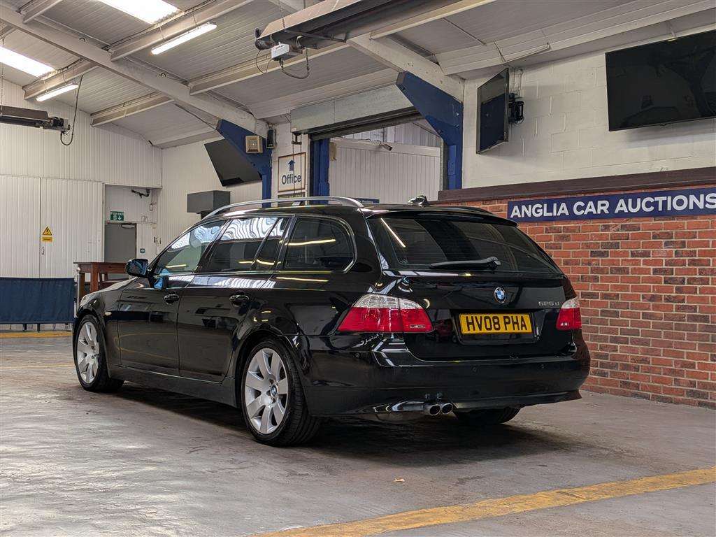 <p>2008 BMW 525D SE TOURING</p>