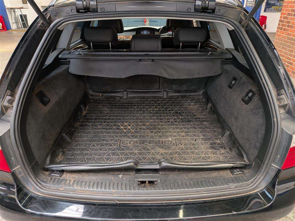 <p>2008 BMW 525D SE TOURING</p>