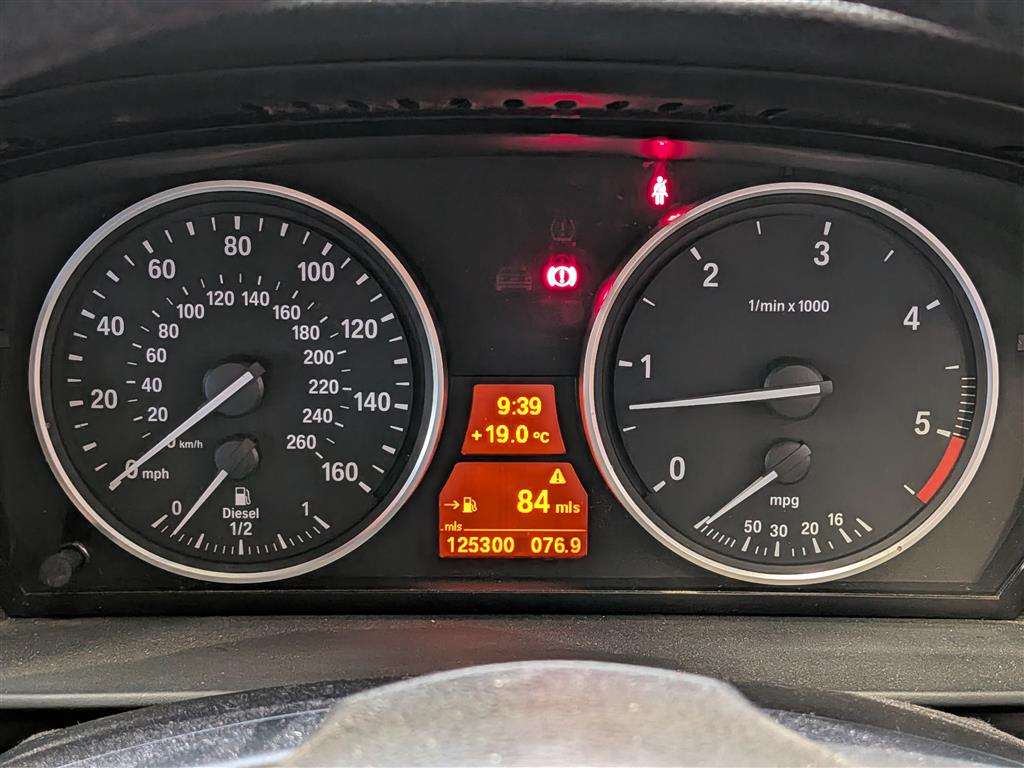 <p>2008 BMW 525D SE TOURING</p>